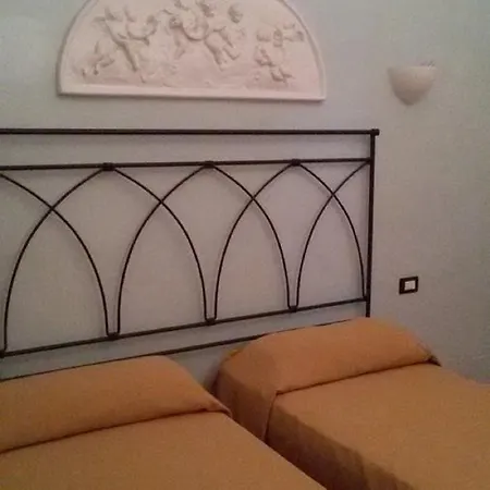 Bella Napoli Ξενοδοχείο 2*
